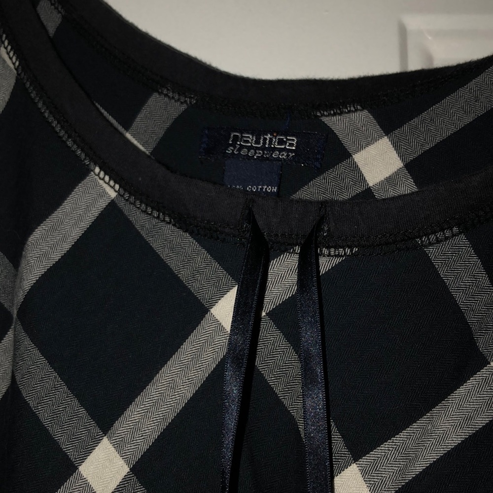 Nautica B/W plaid nightgown w/ optional belt Med - Picture 3 of 4